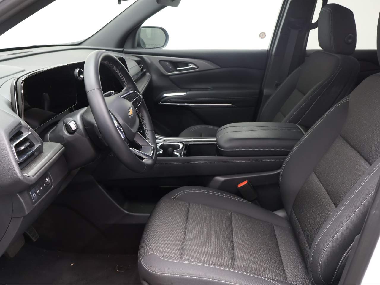 2026 Chevrolet Traverse LT - Photo 8