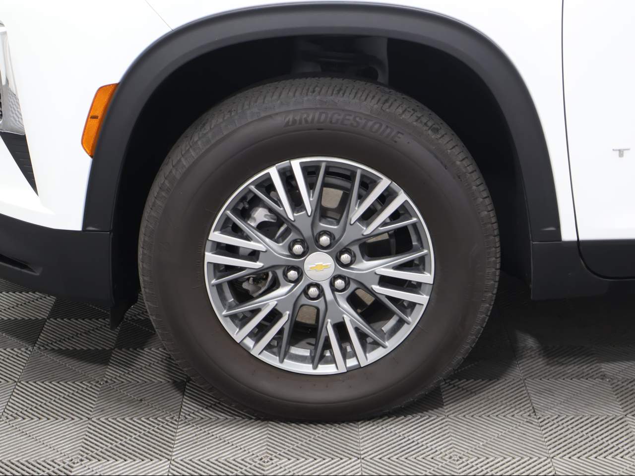 2026 Chevrolet Traverse LT - Photo 6