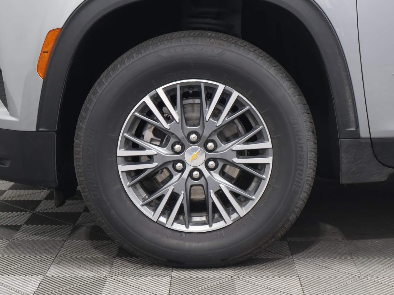 2025 Chevrolet Traverse LT - Photo 6