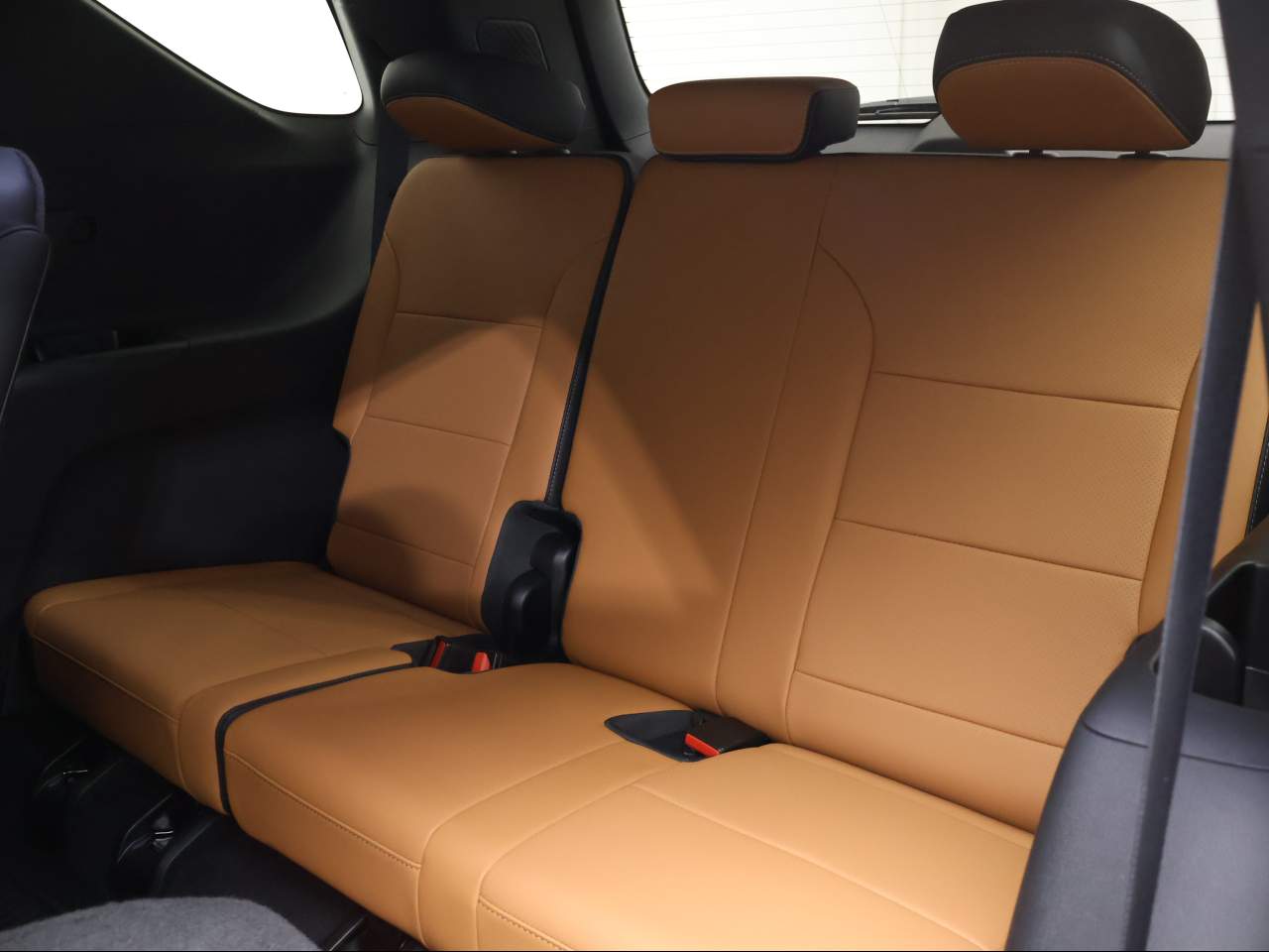 2027 Chevrolet Traverse Z71 - Photo 10