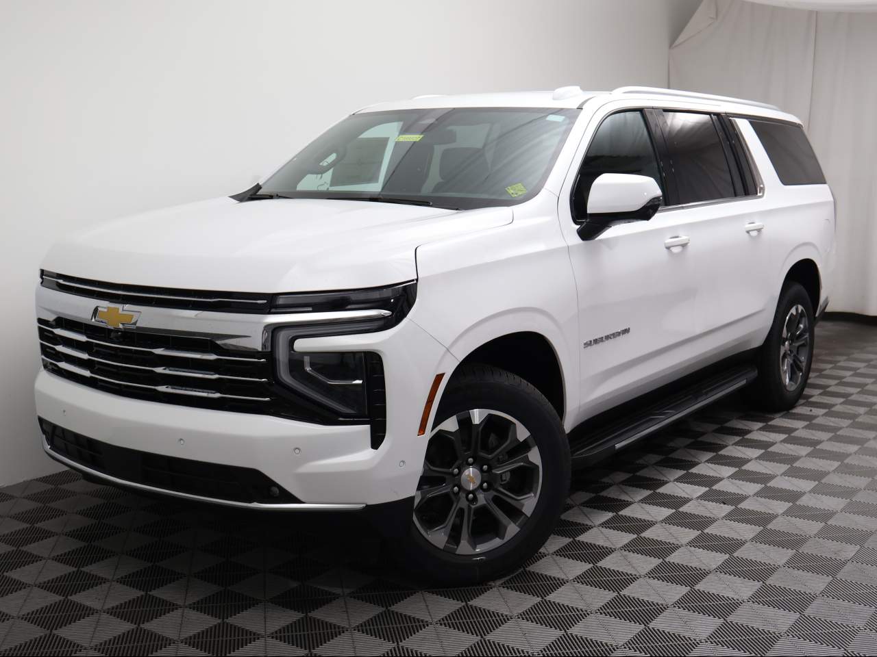 2025 Chevrolet Suburban 1LT