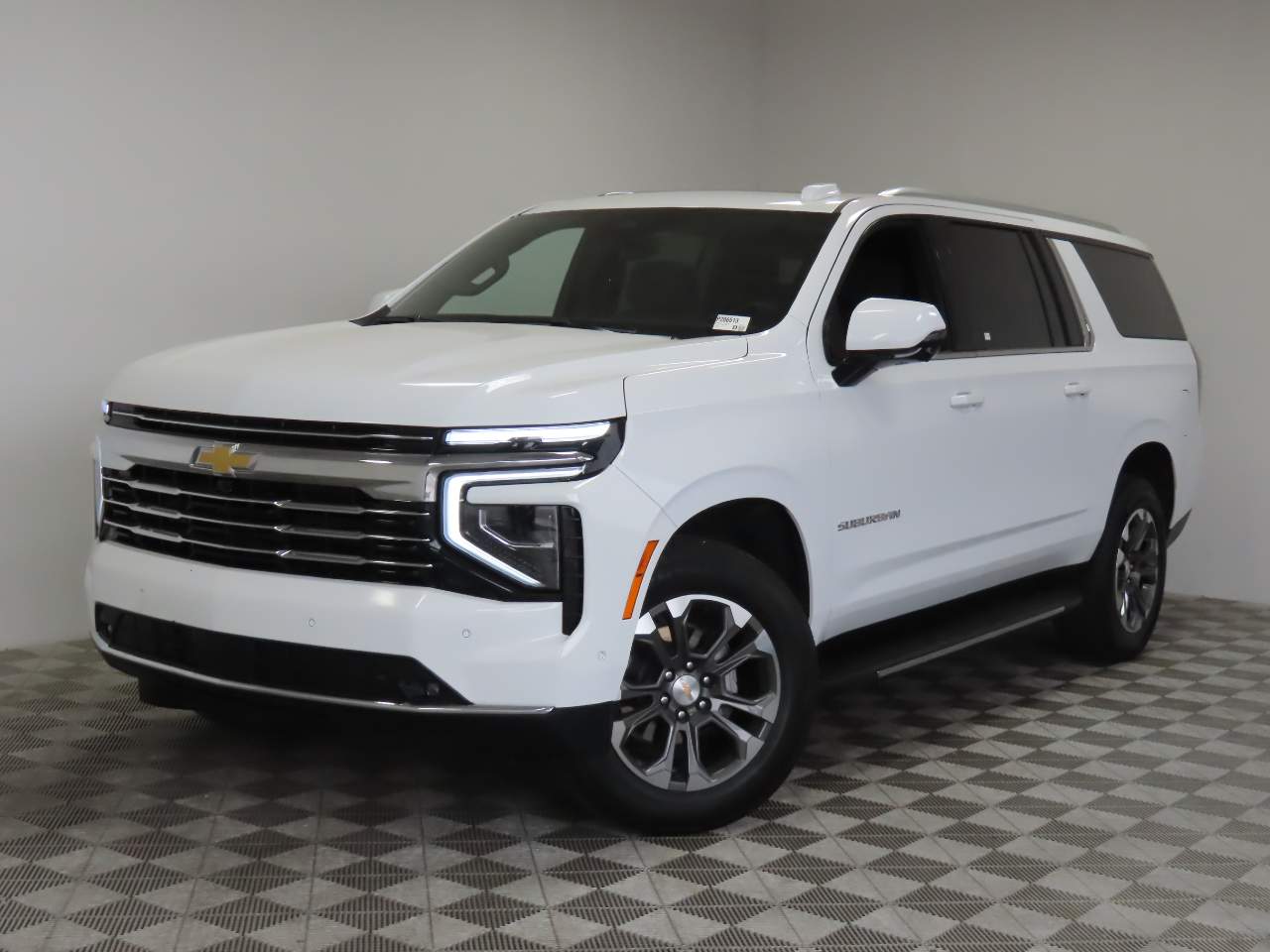 2025 Chevrolet Suburban LT