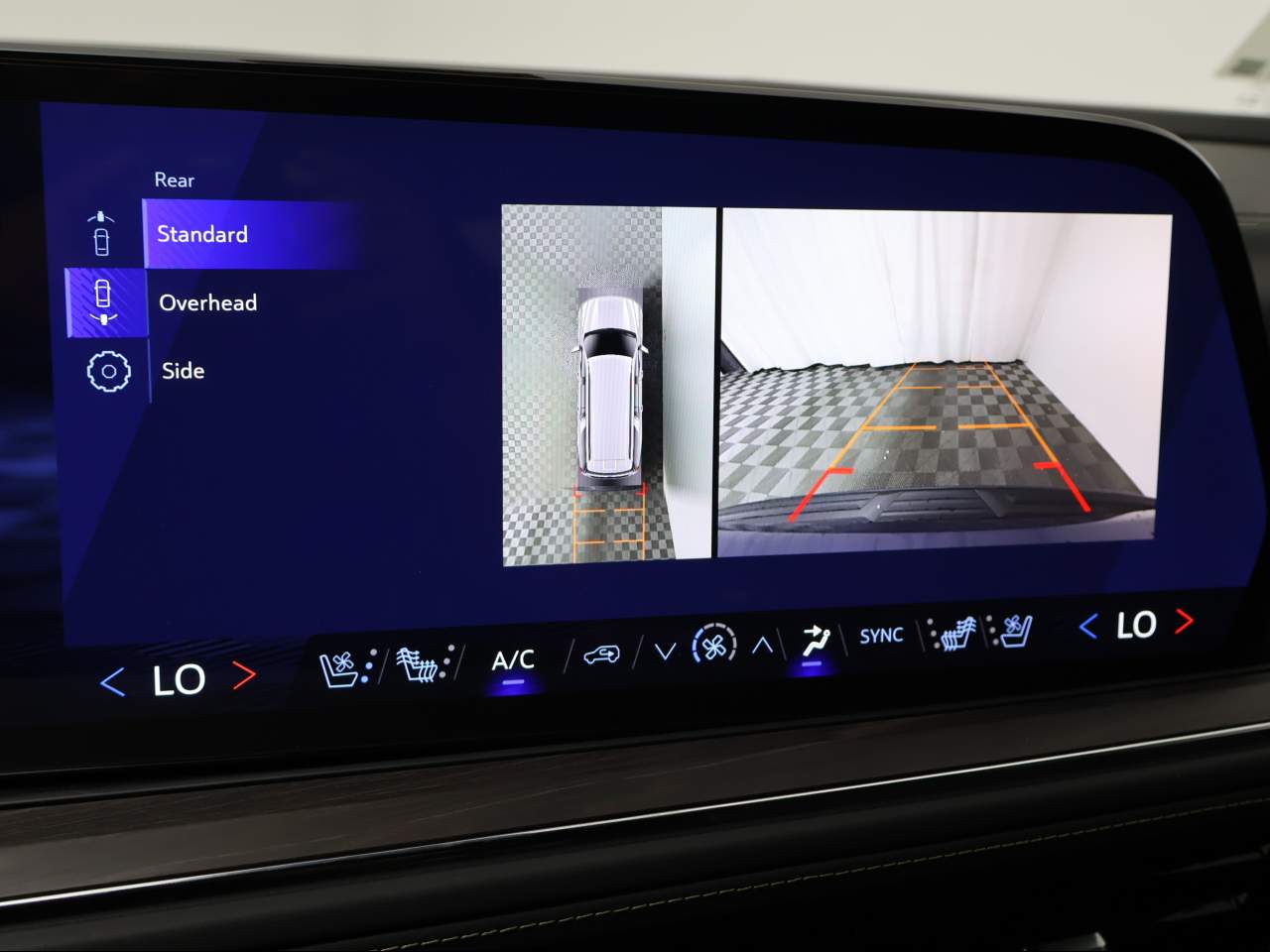 2026 Chevrolet Suburban Premier - Photo 15