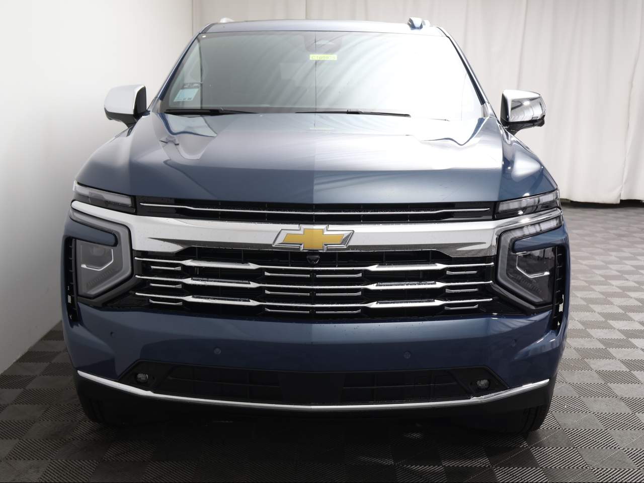 2026 Chevrolet Suburban Premier - Photo 4
