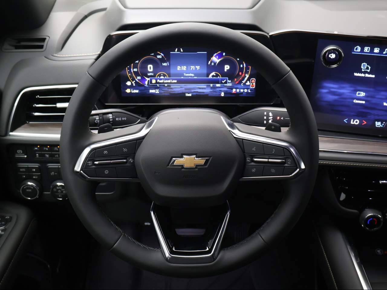 2026 Chevrolet Suburban Premier - Photo 12