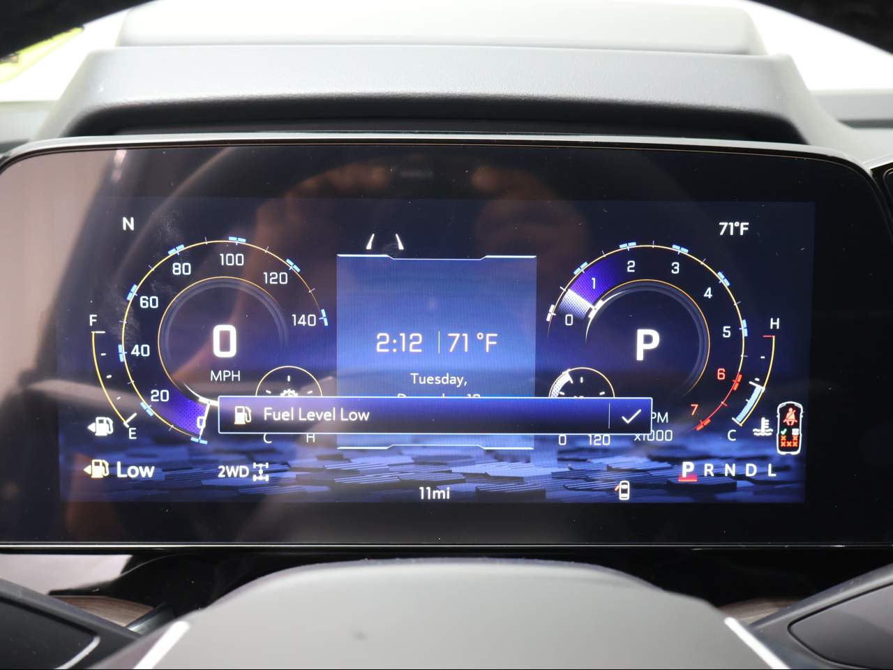 2026 Chevrolet Suburban Premier - Photo 13