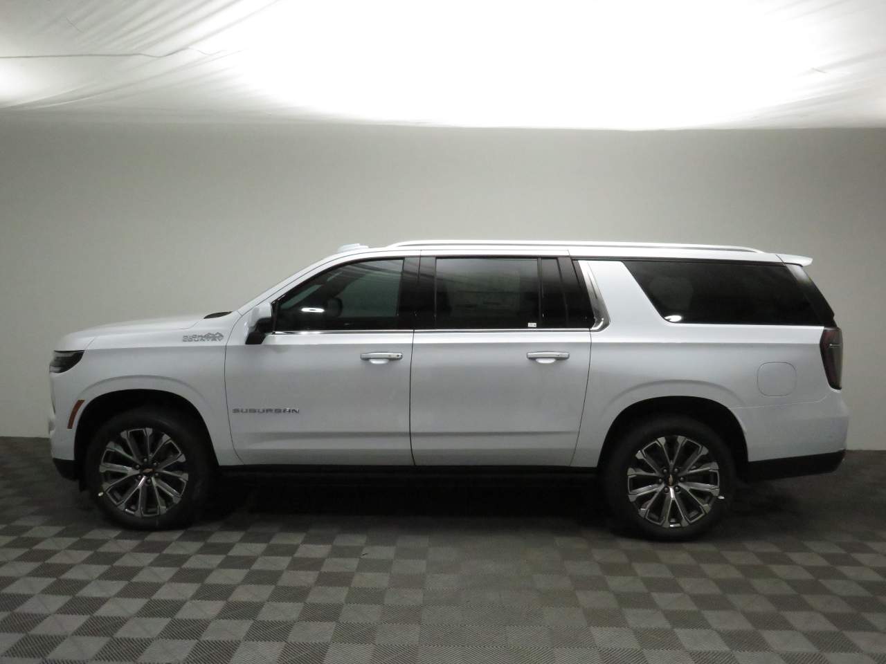 2026 Chevrolet Suburban High Country 4WD