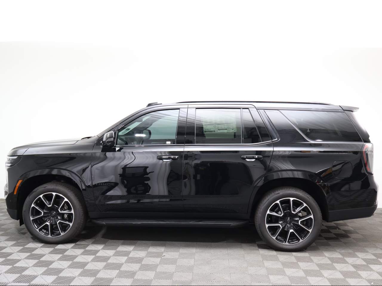 2025 Chevrolet Tahoe RST 4WD