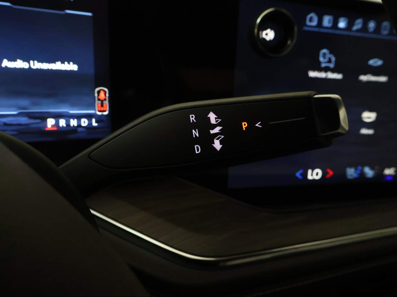2025 Chevrolet Tahoe Premier 4WD