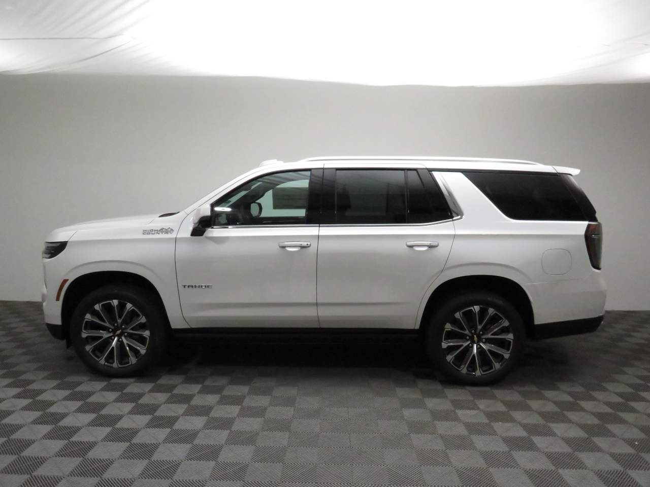 2025 Chevrolet Tahoe High Country 4WD