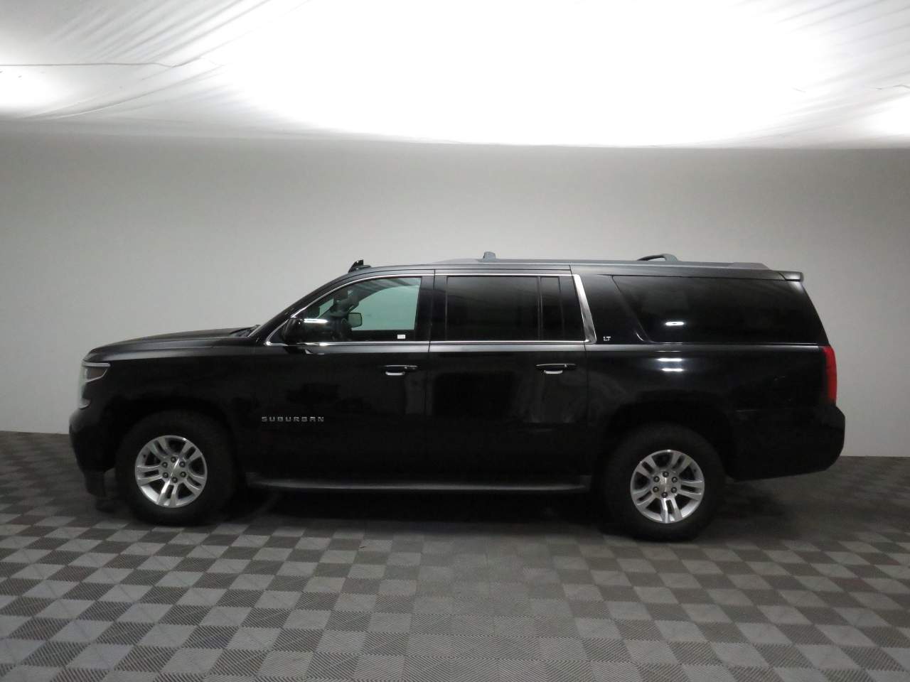 2016 Chevrolet Suburban LT