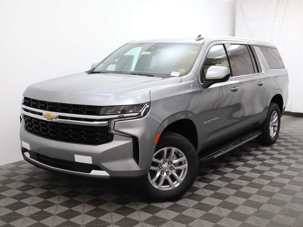 2024 Chevrolet Suburban 1LS 4WD