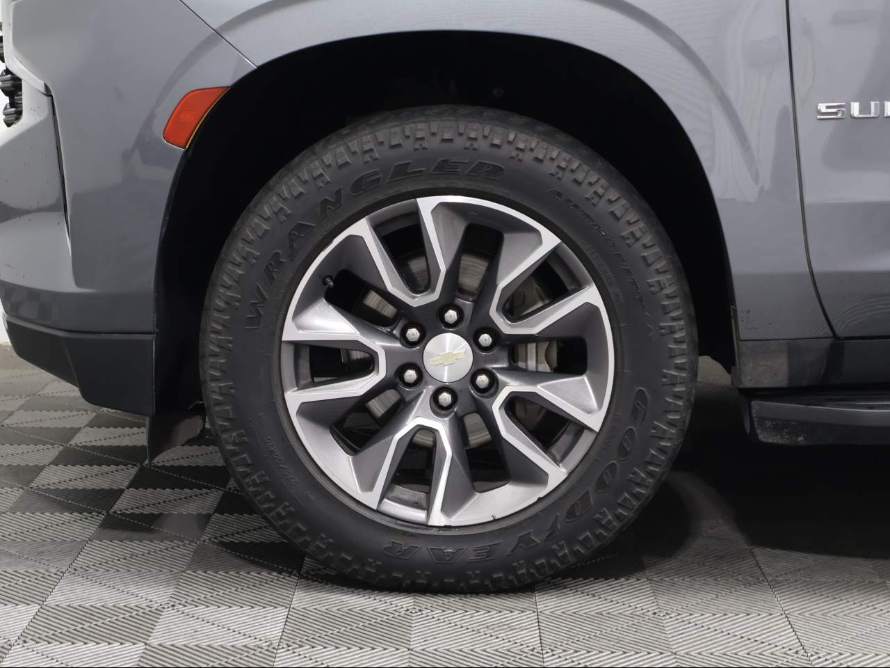2021 Chevrolet Suburban LS