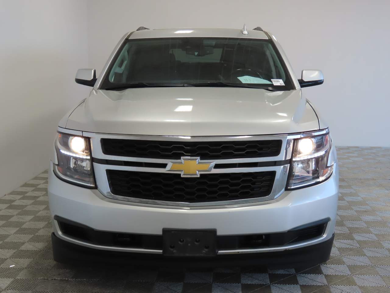 Used 2020 Chevrolet Suburban LT with VIN 1GNSKHKCXLR214915 for sale in Yuma, AZ