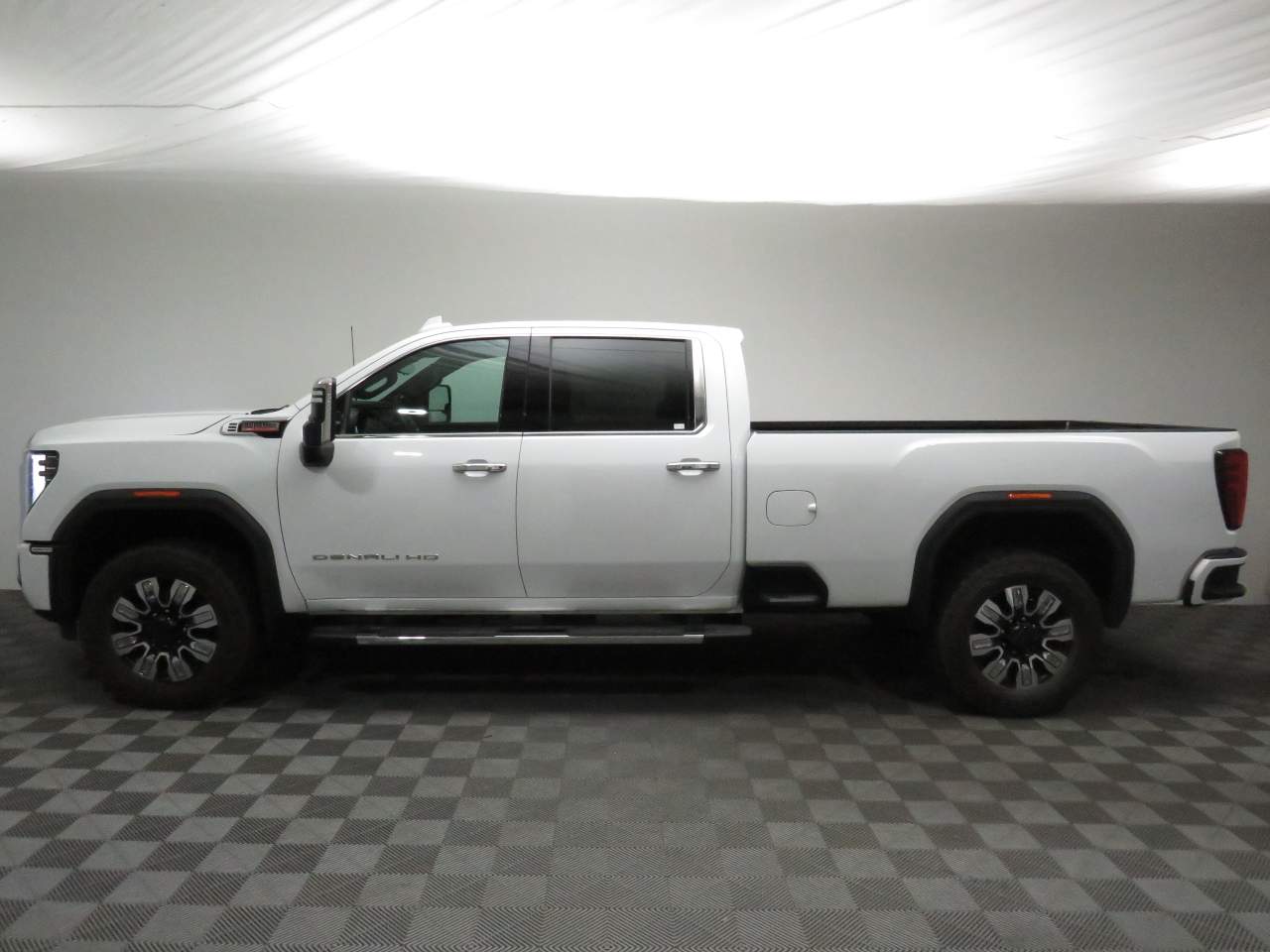2024 GMC Sierra 3500HD Denali Crew Cab