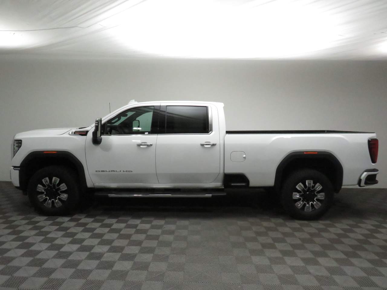 2024 GMC Sierra 3500HD Denali Crew Cab