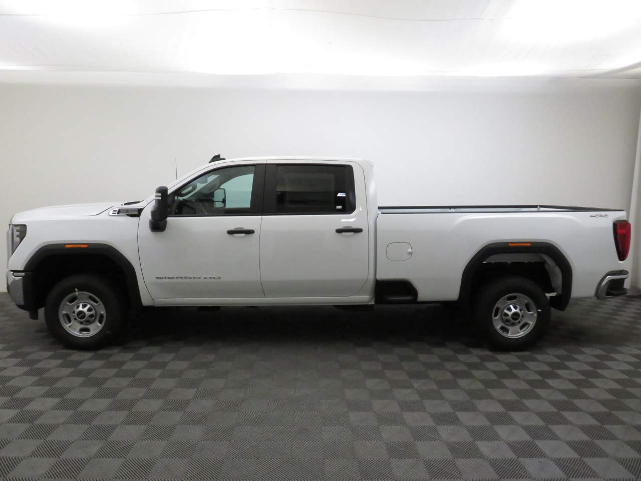 2025 GMC Sierra 2500HD Crew Cab Pro 4WD