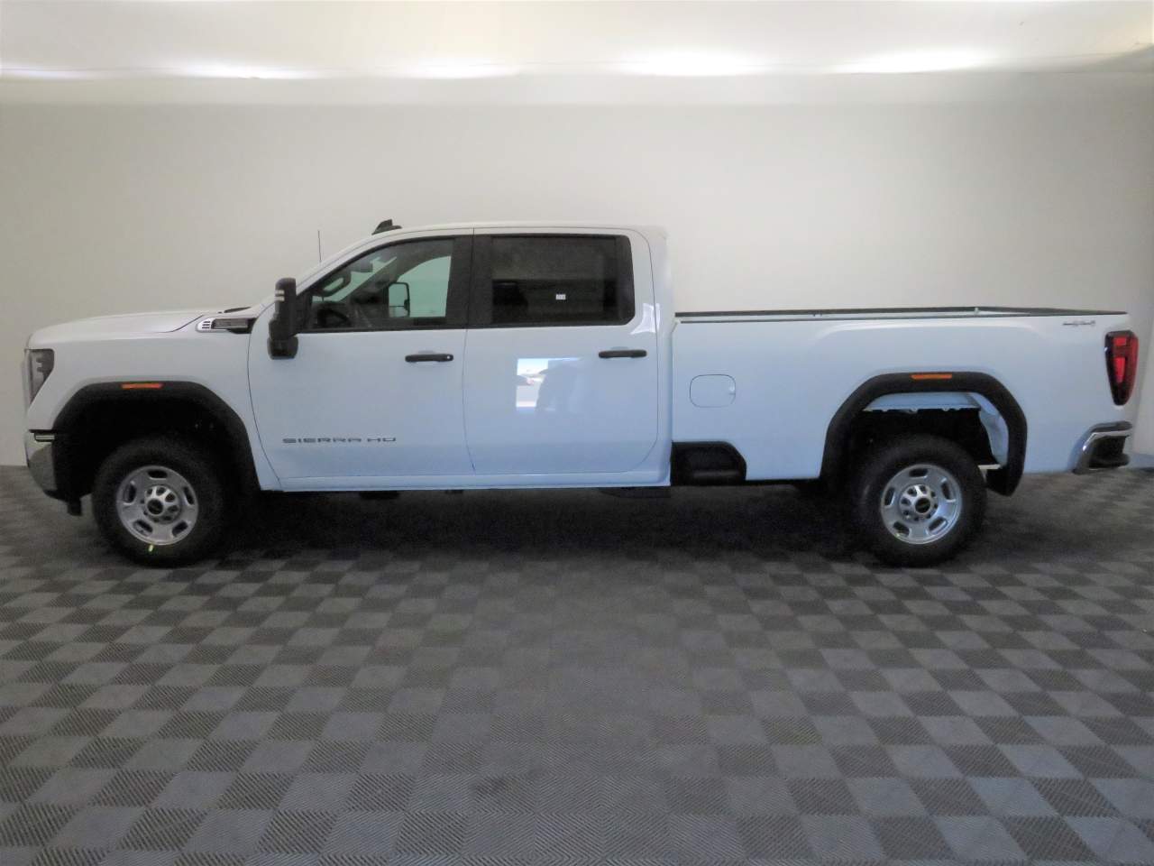 2025 GMC Sierra 2500HD Crew Cab Pro 4WD