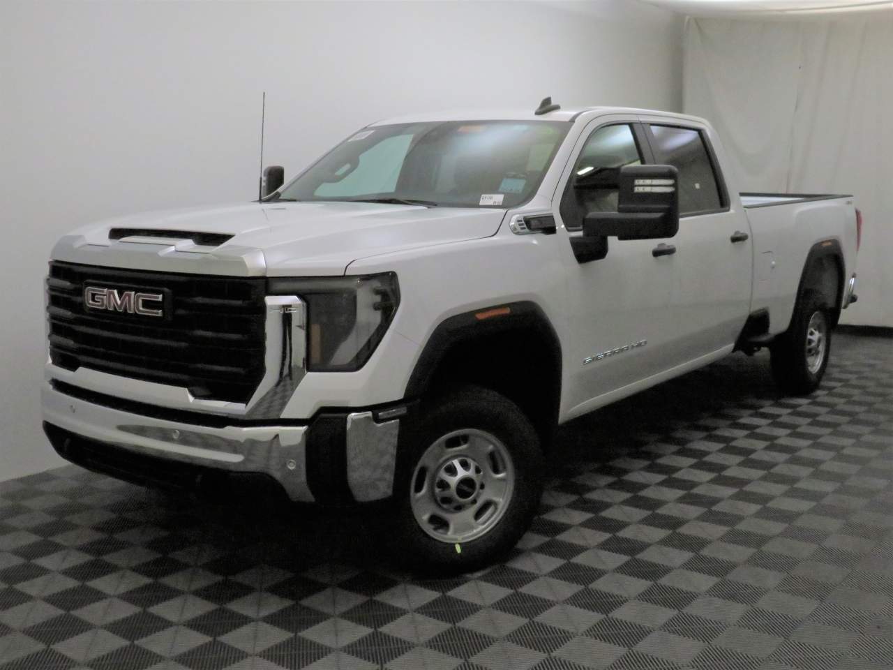 2025 GMC Sierra 2500HD Crew Cab Pro 4WD