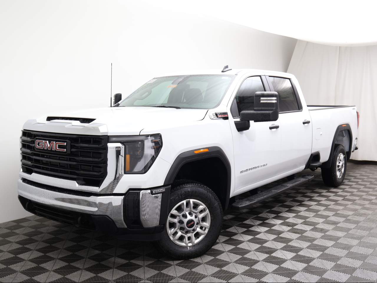 2026 GMC Sierra 2500HD Crew Cab Pro 4WD