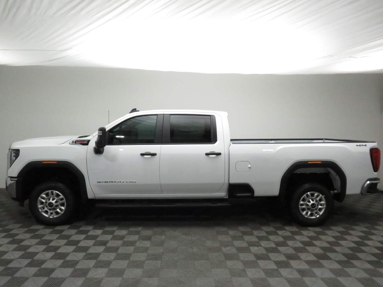 2026 GMC Sierra 2500HD Crew Cab Pro 4WD