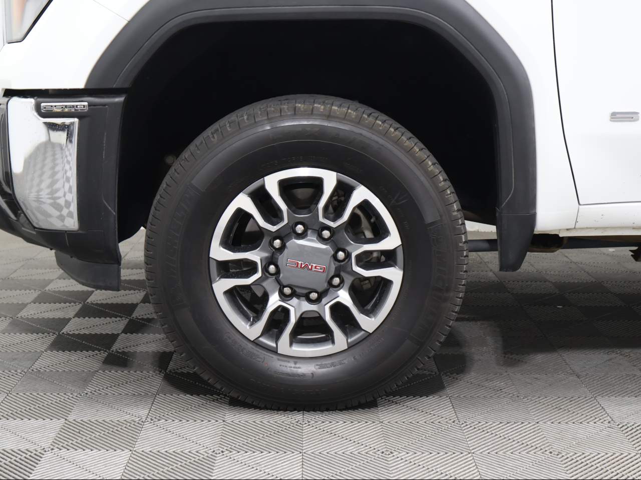 2025 GMC Sierra 2500HD SLE Crew Cab