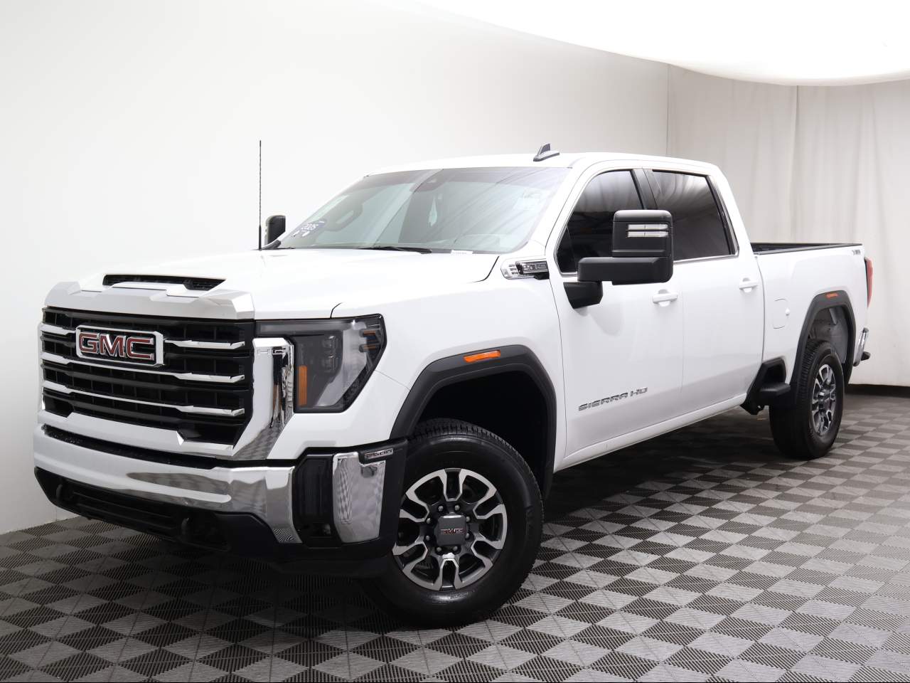 2025 GMC Sierra 2500HD SLE Crew Cab