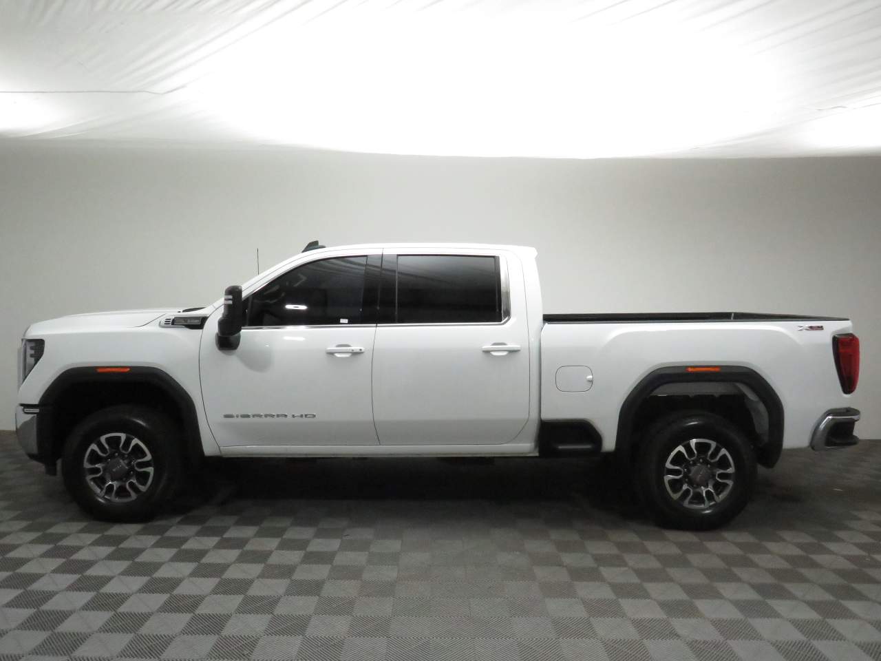 2025 GMC Sierra 2500HD SLE Crew Cab