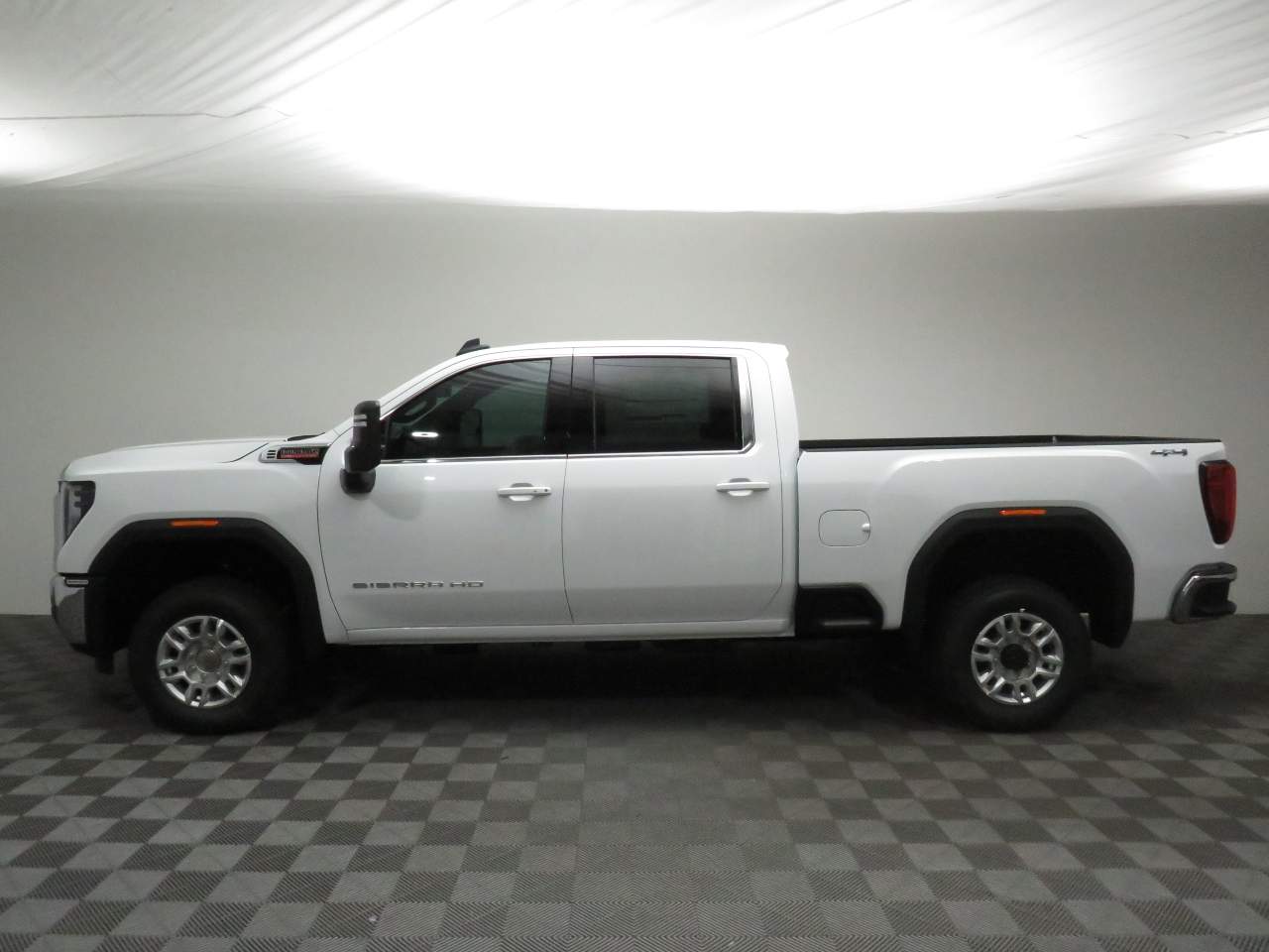 2026 GMC Sierra 2500HD Crew Cab SLE 4WD