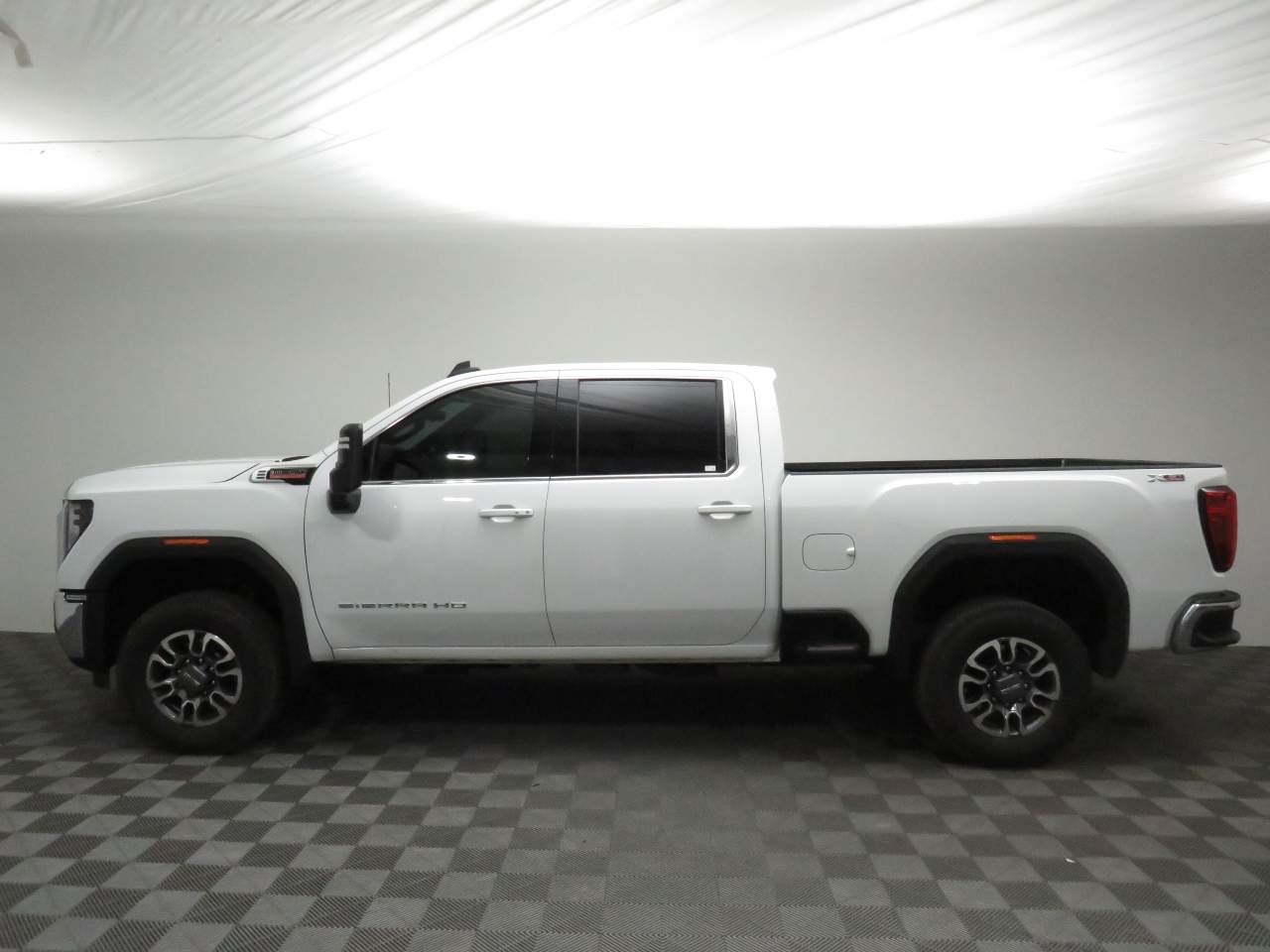 2025 GMC Sierra 2500HD SLE Crew Cab
