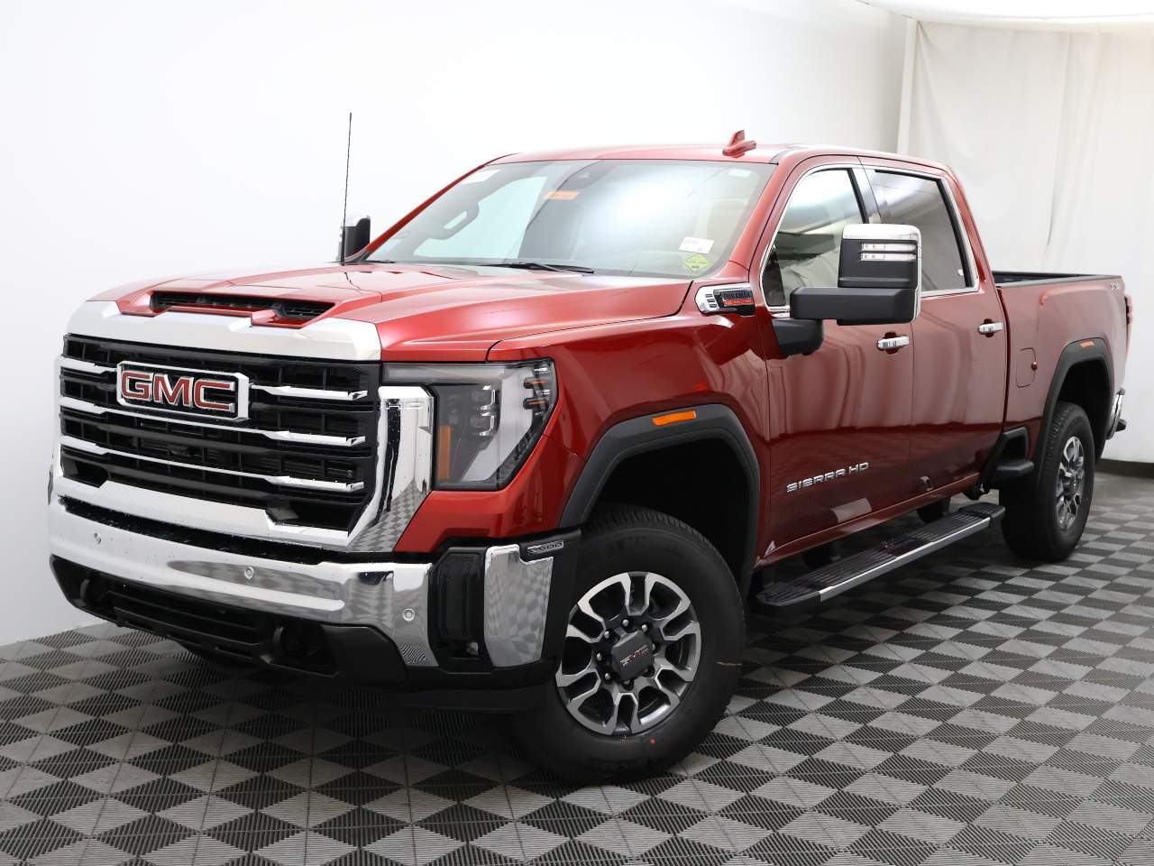 2025 GMC Sierra 2500HD Crew Cab SLT 4WD