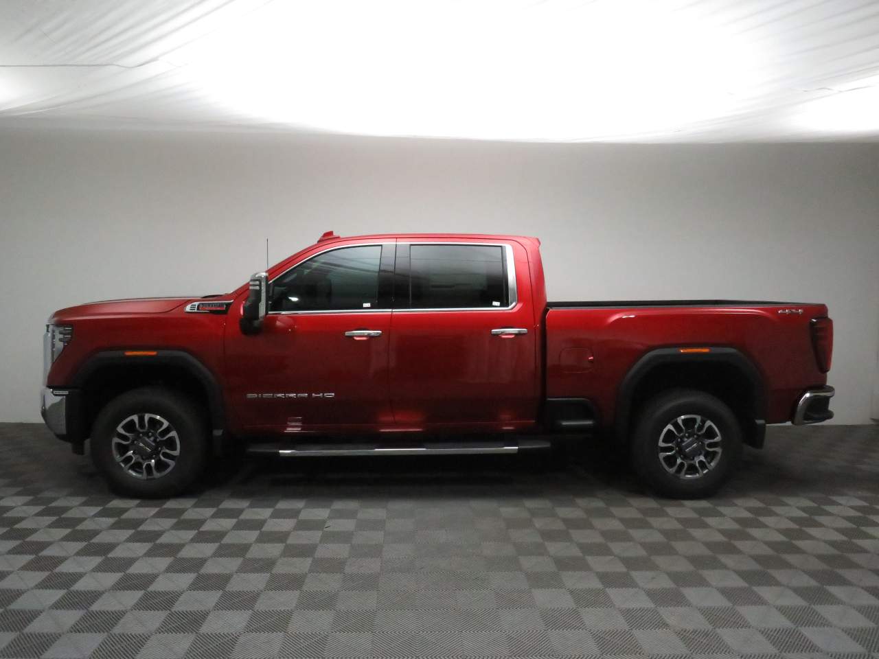 2026 GMC Sierra 2500HD Crew Cab SLT 4WD