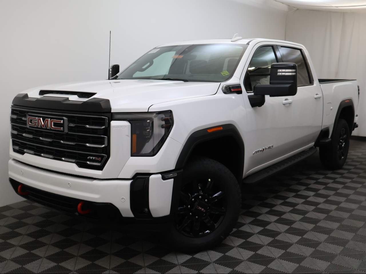 2025 GMC Sierra 2500HD Crew Cab AT4 4WD