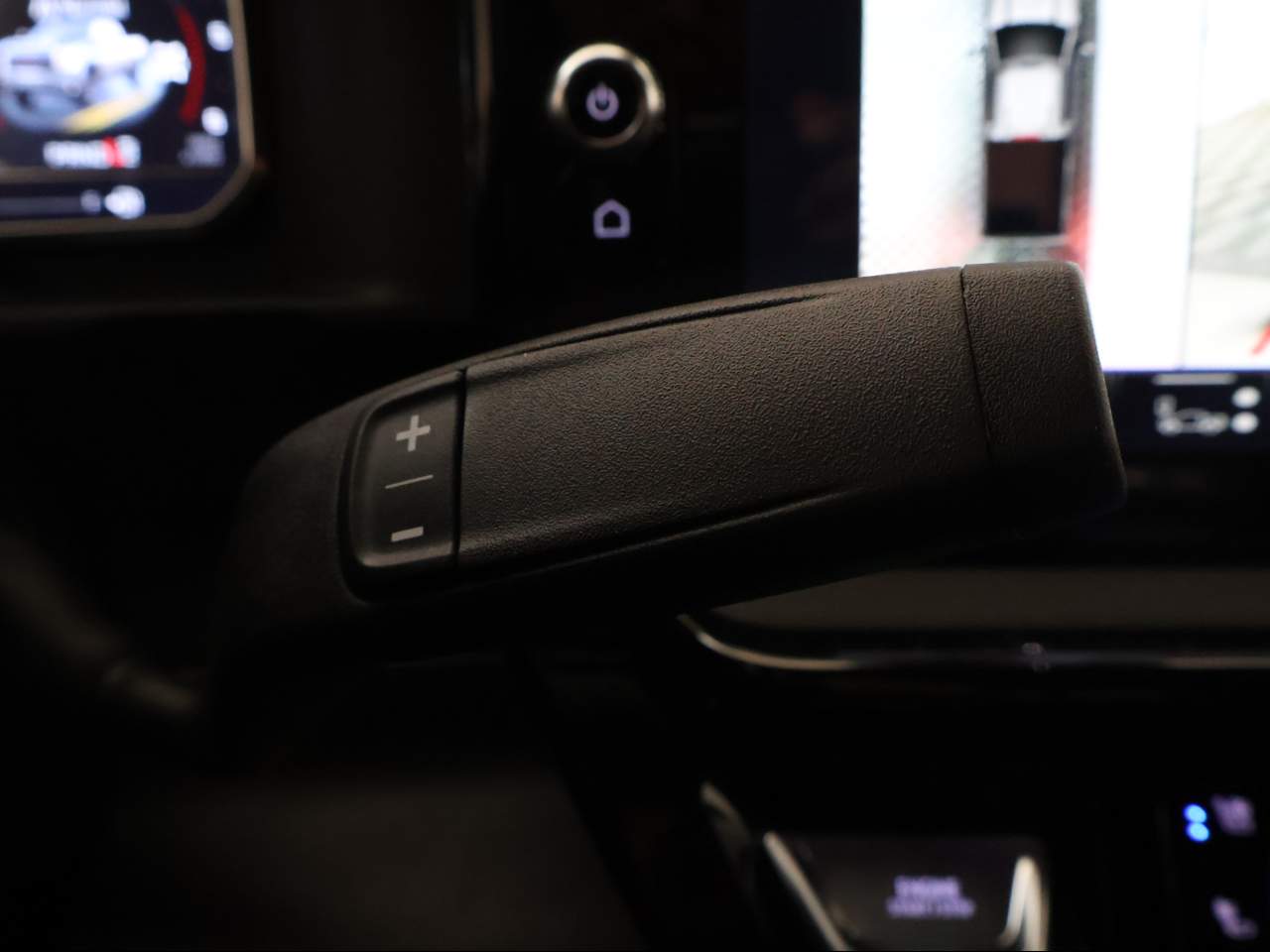 2025 GMC Sierra 2500HD Crew Cab AT4 4WD