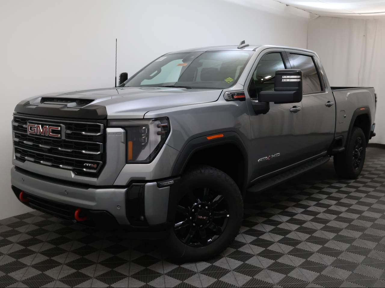 2025 GMC Sierra 2500HD Crew Cab AT4 4WD