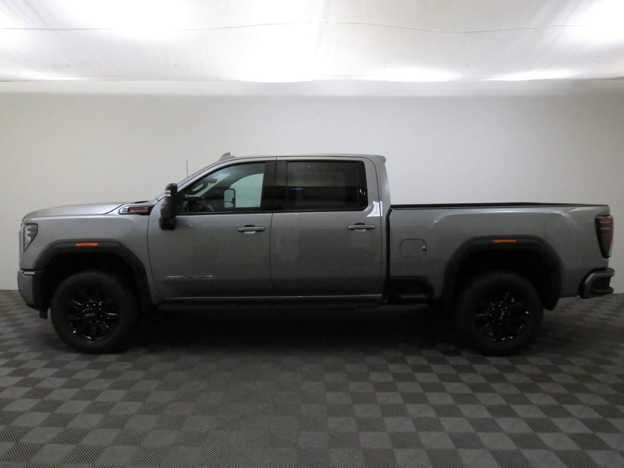 2025 GMC Sierra 2500HD Crew Cab AT4 4WD