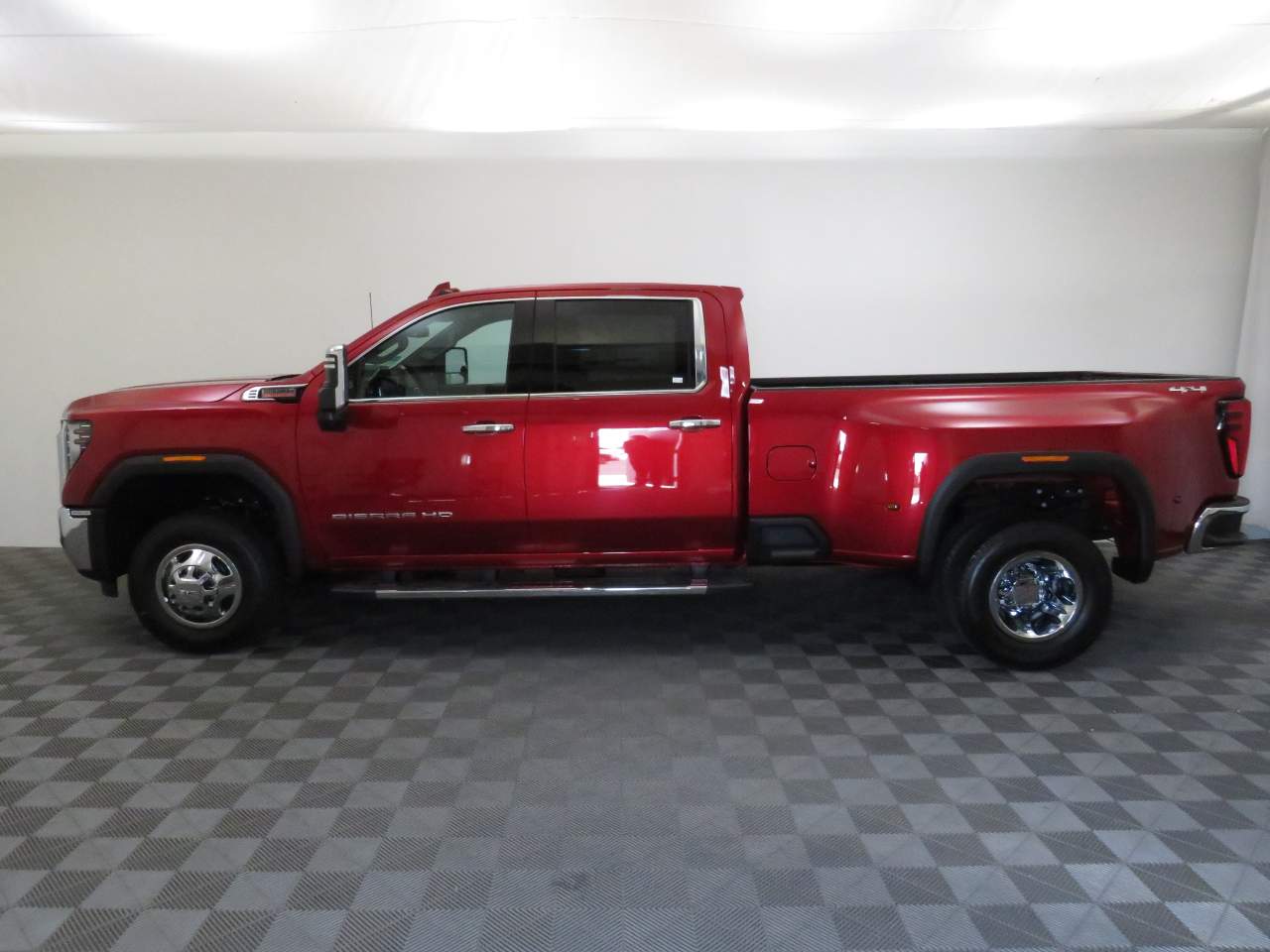 2025 GMC Sierra 3500HD SLT 4WD