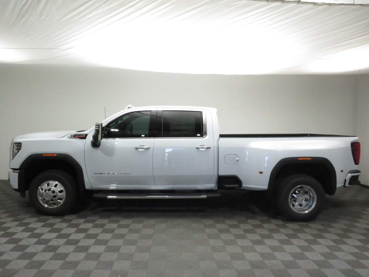 2026 GMC Sierra 3500HD Denali 4WD