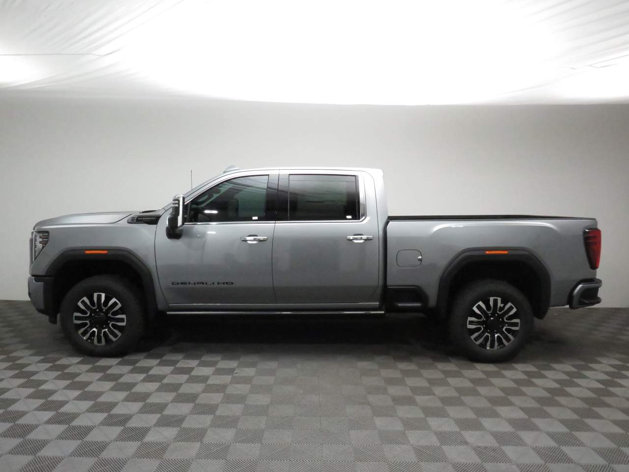 2026 GMC Sierra 2500HD Crew Cab Denali Ultimate 4WD