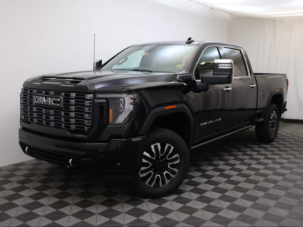 2025 GMC Sierra 2500HD Crew Cab Denali Ultimate 4WD