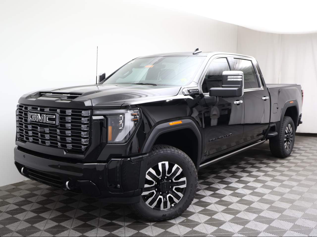 2026 GMC Sierra 2500HD Crew Cab Denali Ultimate 4WD