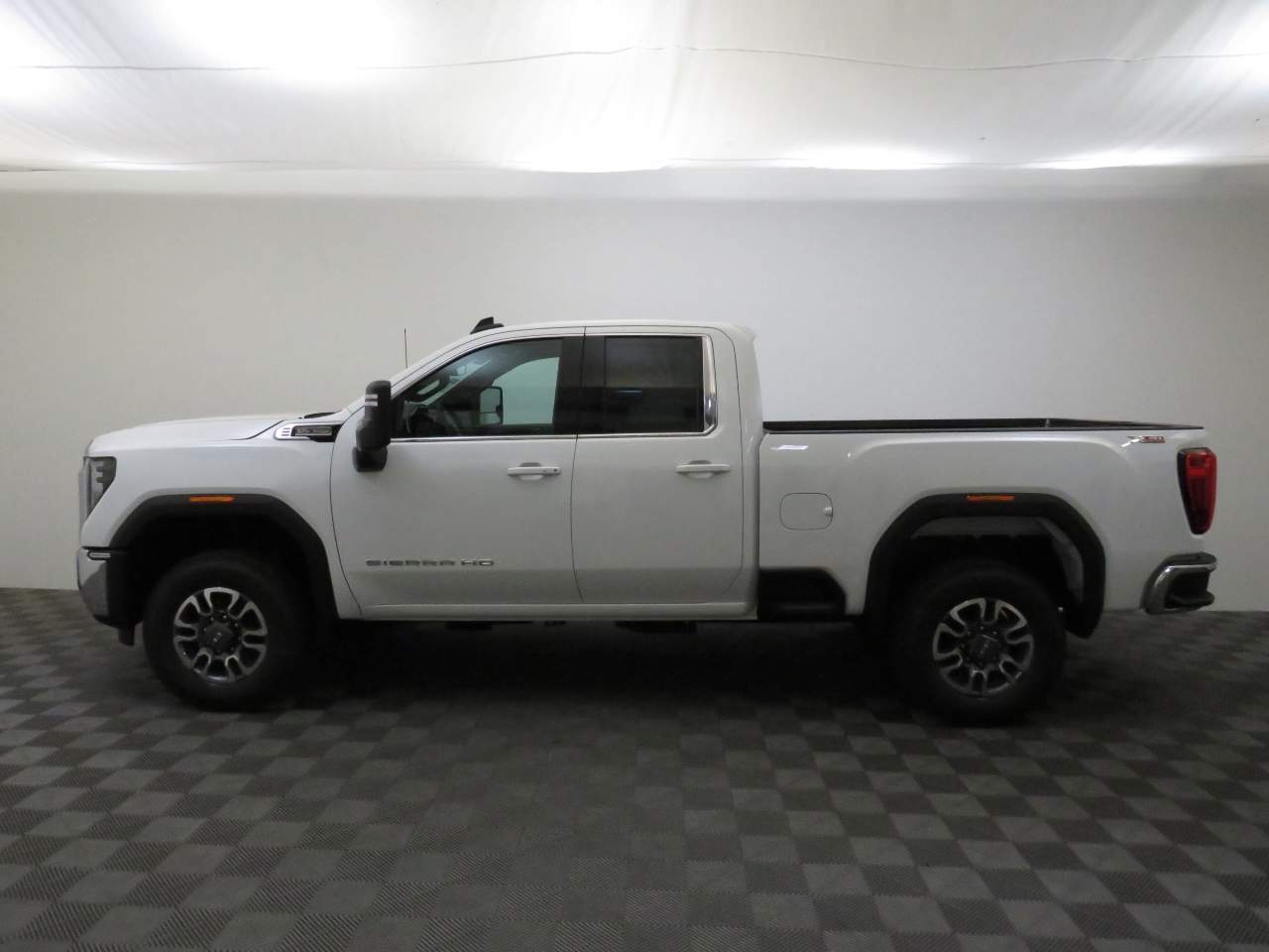 2025 GMC Sierra 2500HD Double Cab SLE 4WD