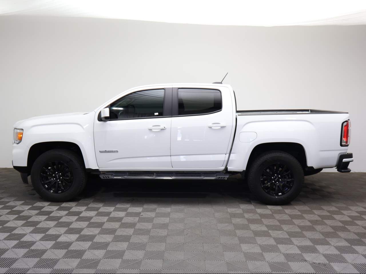 2022 GMC Canyon Elevation Crew Cab