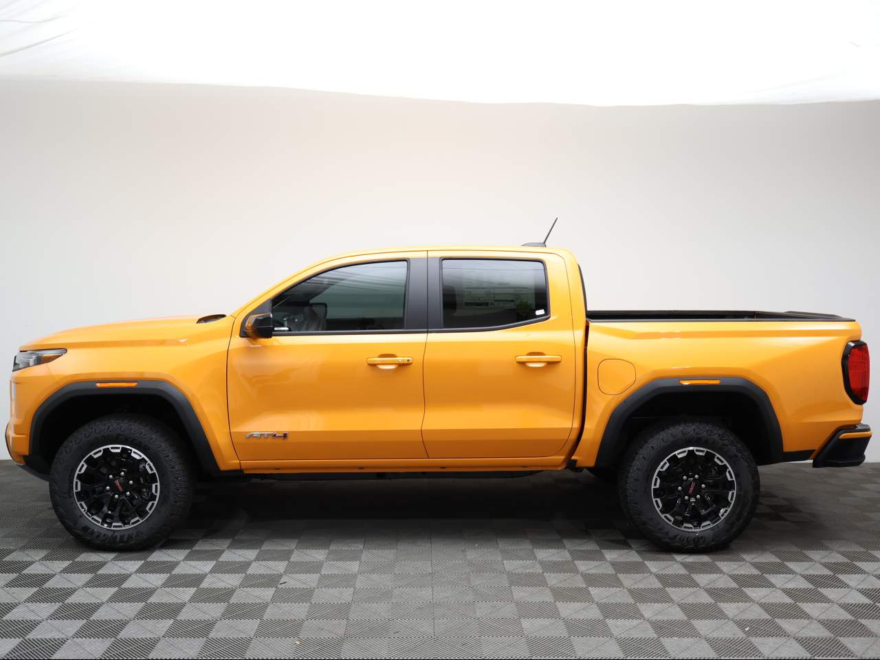 2026 GMC Canyon AT4 4WD