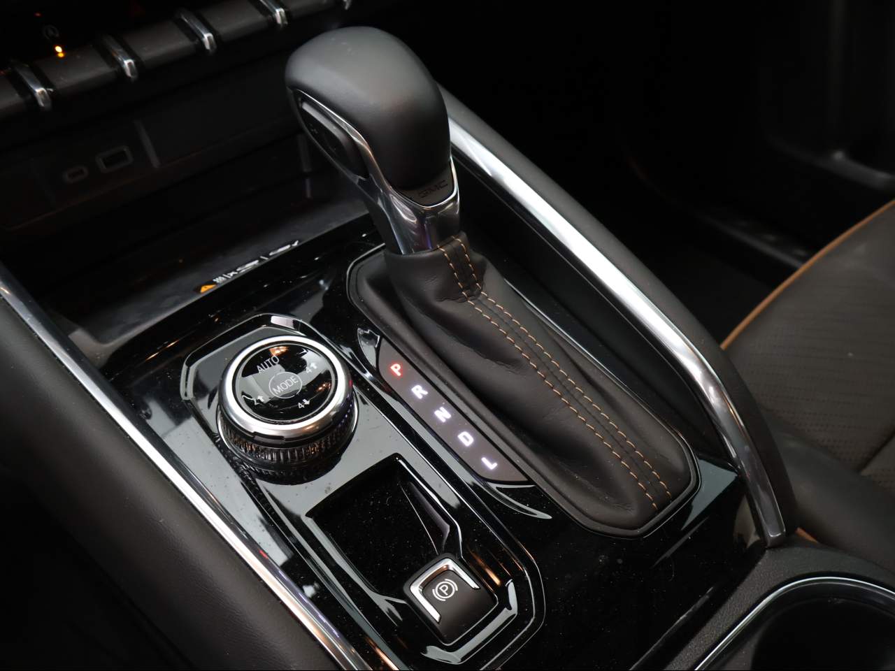 2026 GMC Canyon AT4 Crew Cab