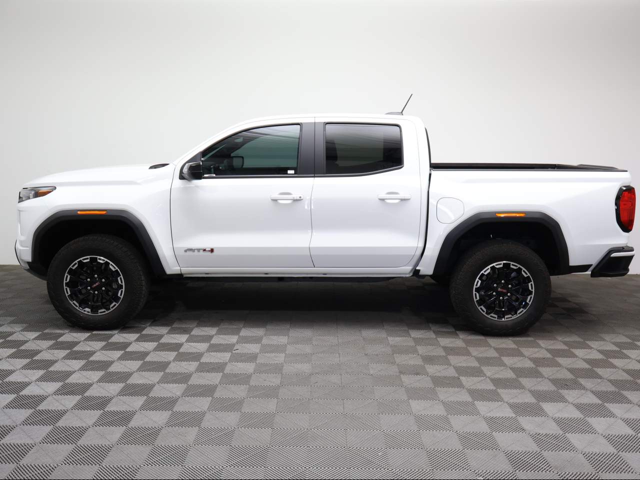 2026 GMC Canyon AT4 Crew Cab