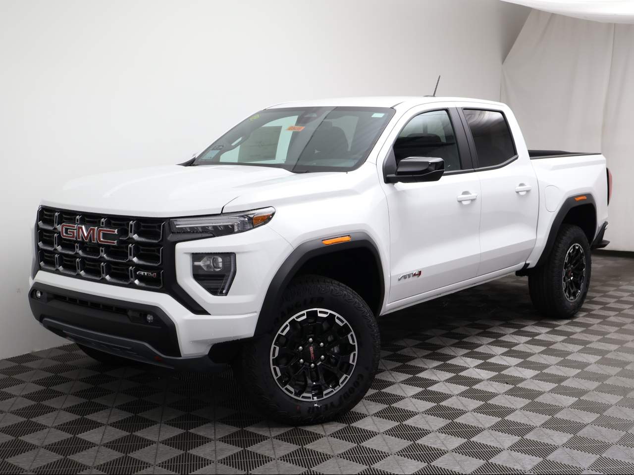 2026 GMC Canyon AT4 4WD