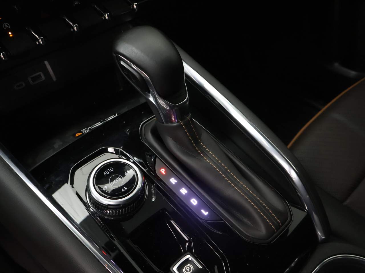 2023 GMC Canyon AT4 Crew Cab