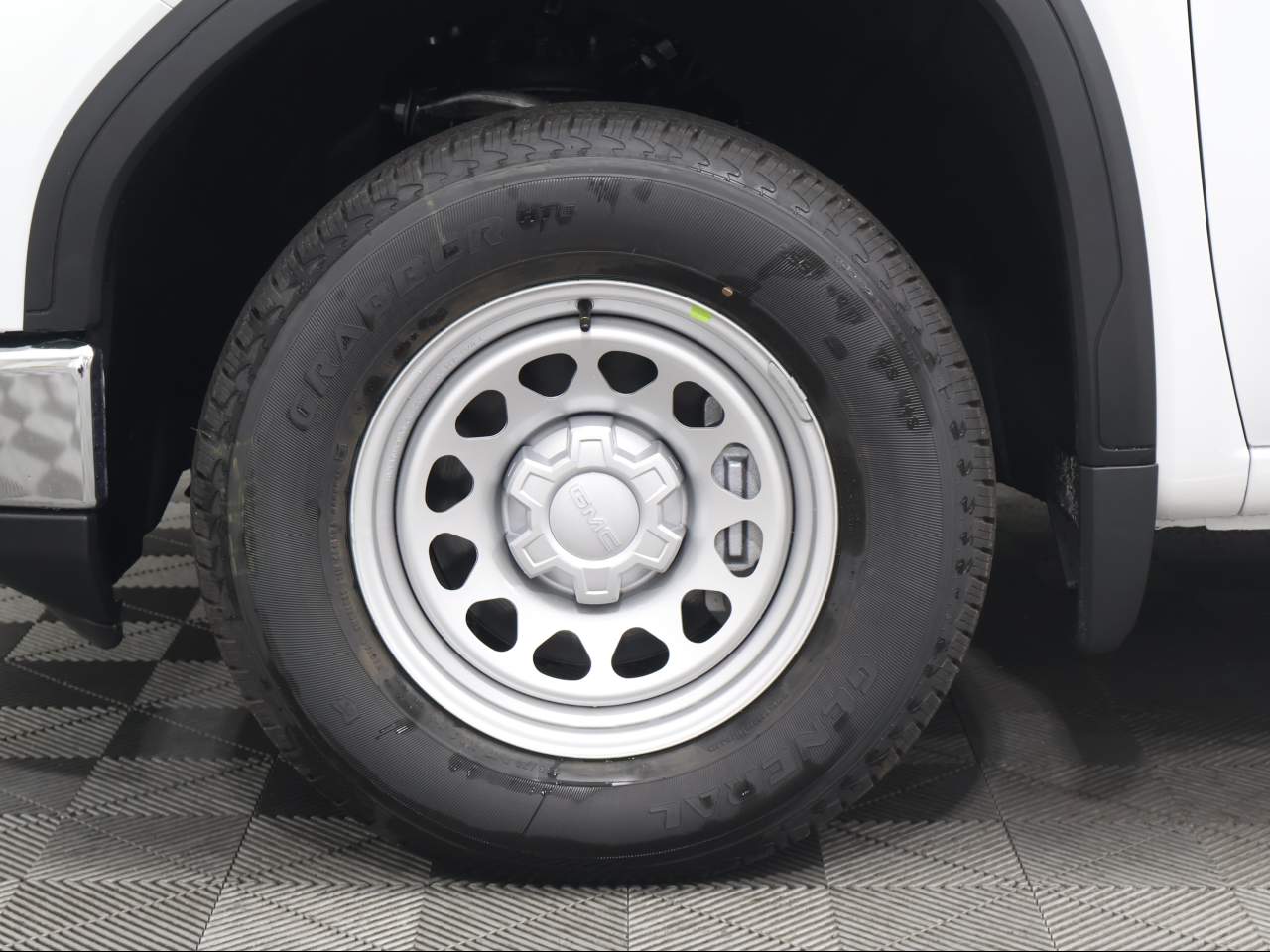 2026 GMC Sierra 1500 Pro - Photo 6