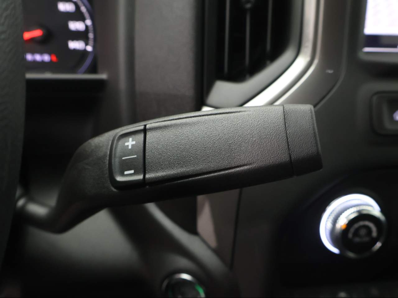 2026 GMC Sierra 1500 Double Cab Pro 4WD